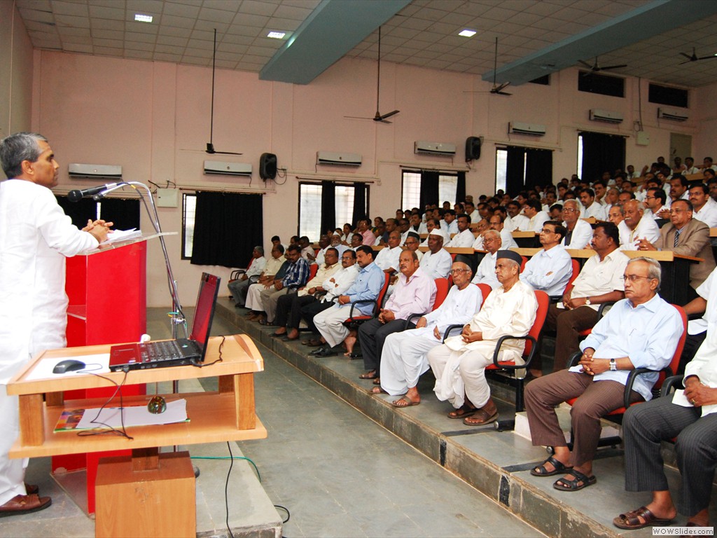 Chairman,  Shri. Veeranna. Charantimath addressing the gathering